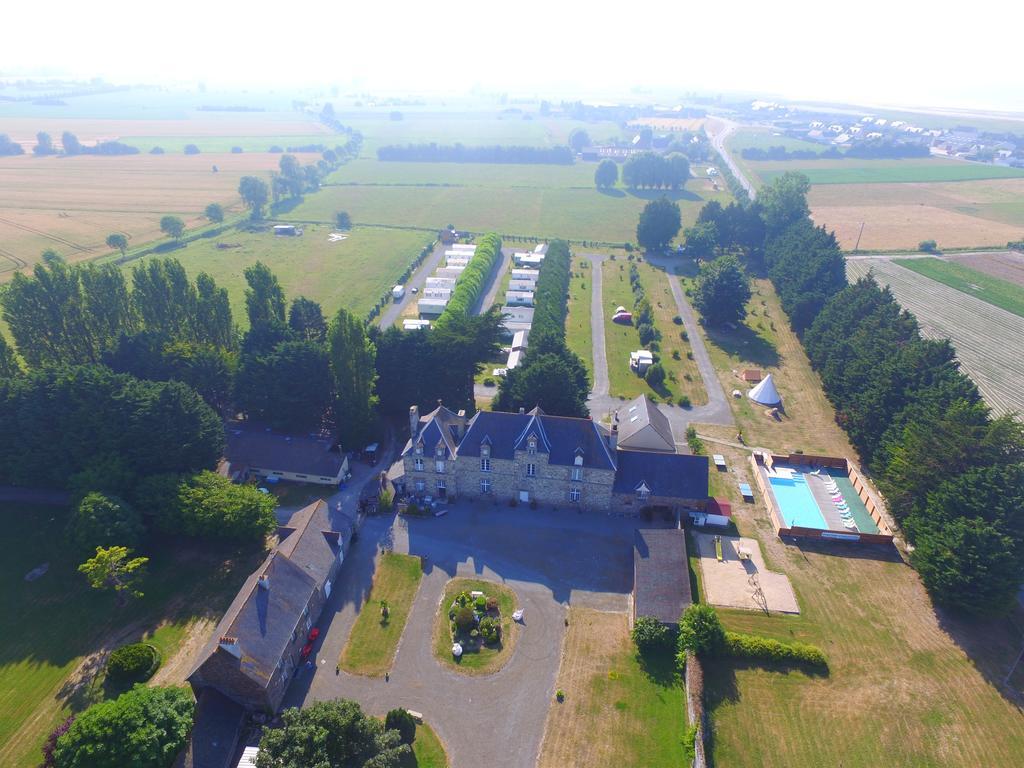 Domaine De L'Aumone Hotel Cherrueix Exterior foto